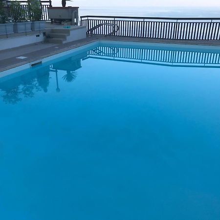 Taormina Panoramic Seaview Apartment Bagian luar foto
