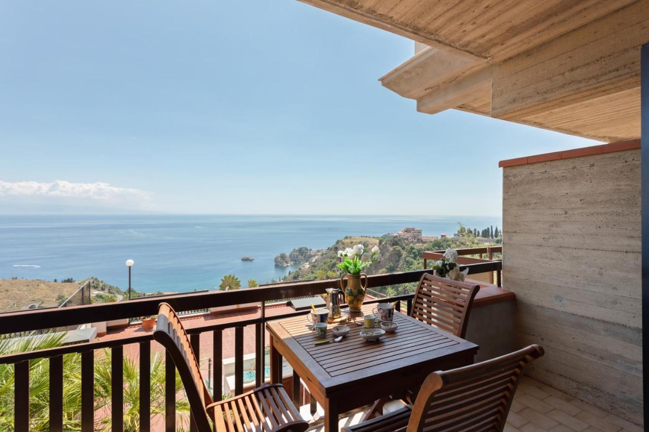 Taormina Panoramic Seaview Apartment Bagian luar foto